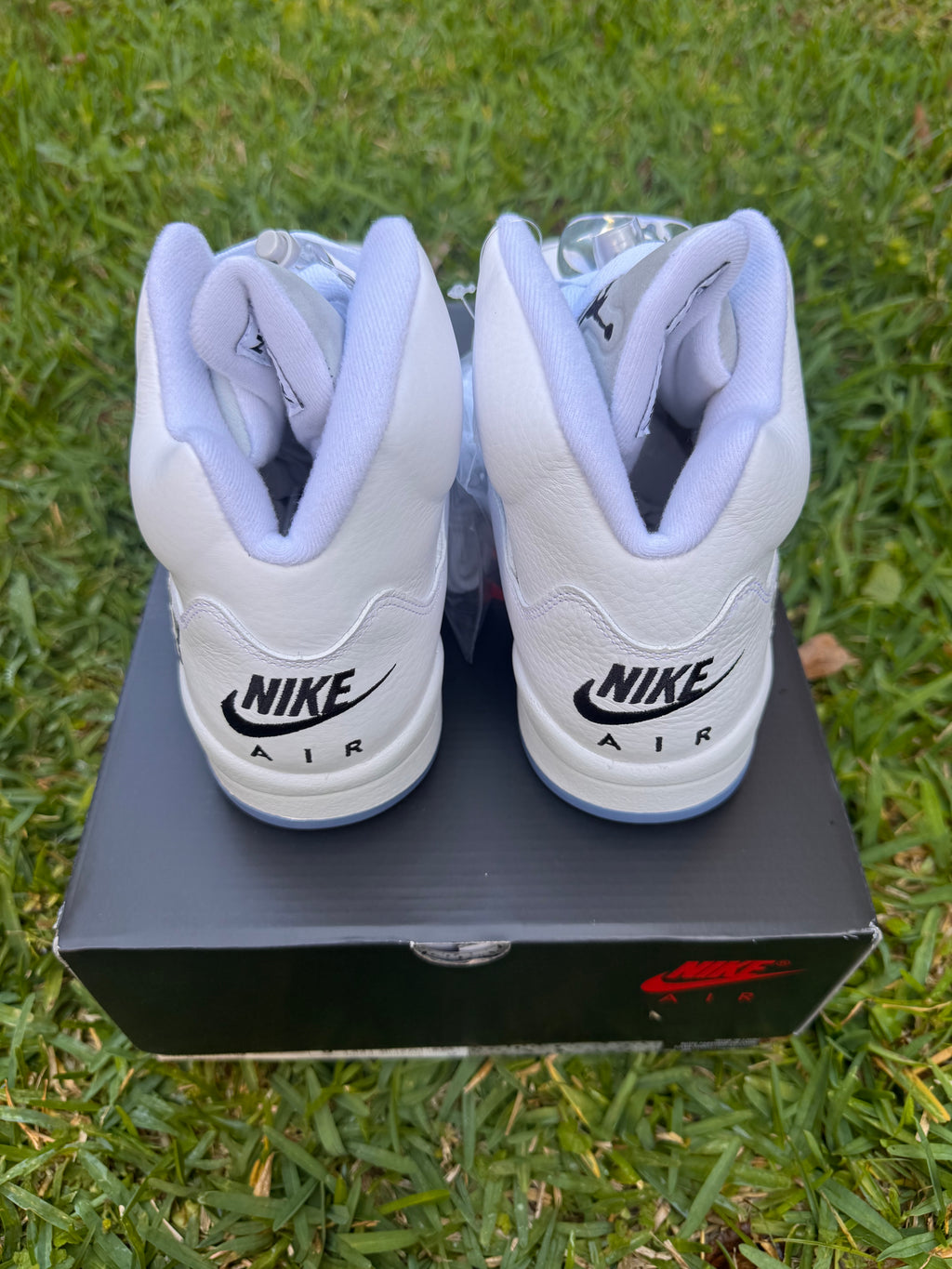 Jordan 5 Retro “White Metallic” — CLEAN CLASSIC 🔥
