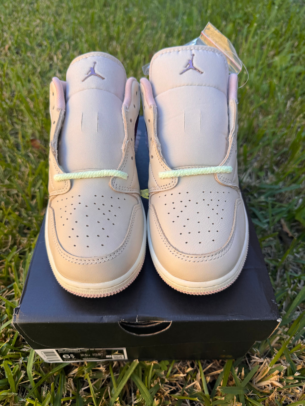 Jordan 1 Low SE “Fur Swoosh” — UNIQUE DETAIL 🔥