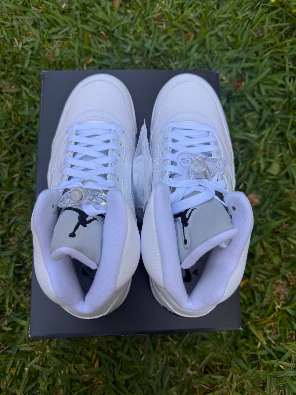 Jordan 5 Retro “White Metallic” — CLEAN CLASSIC 🔥