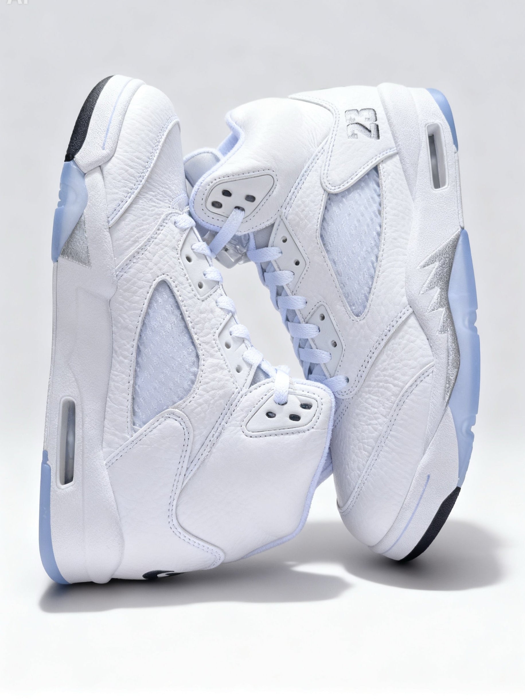 Jordan 5 Retro “White Metallic” — CLEAN CLASSIC 🔥